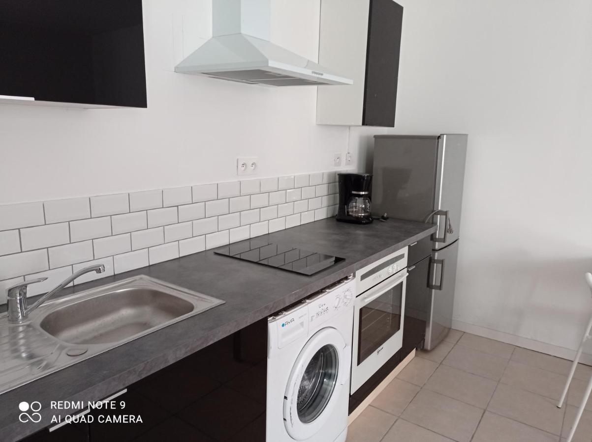 شقة Studio Spacieux Confortable Recemment Renove ألبي المظهر الخارجي الصورة